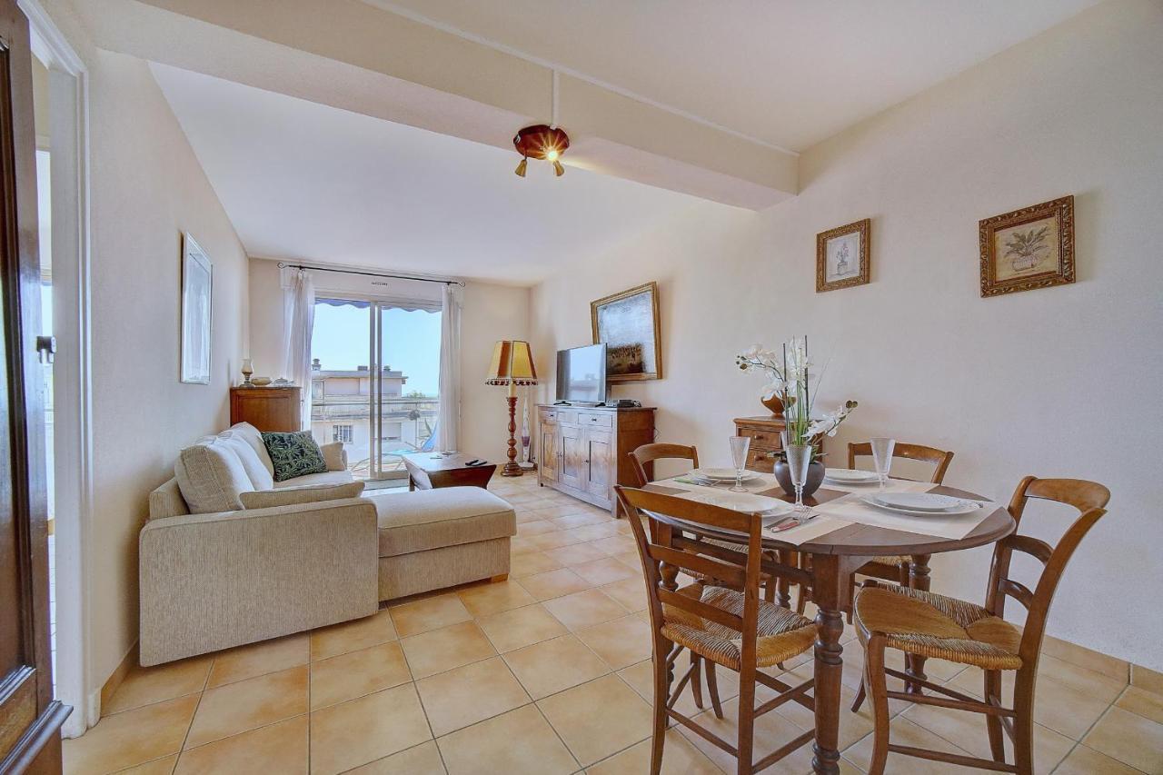 Immogroom - Terrace- Parking - Quiet Place - Congressbeaches Appartement *